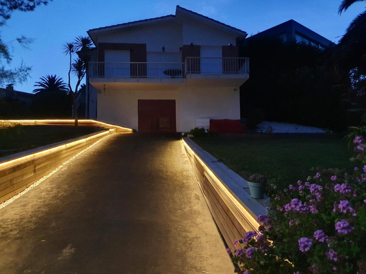 Villa Vistas Al Mar, Urbanizacion Privada Con Piscina De Agua Salada Ахо Экстерьер фото